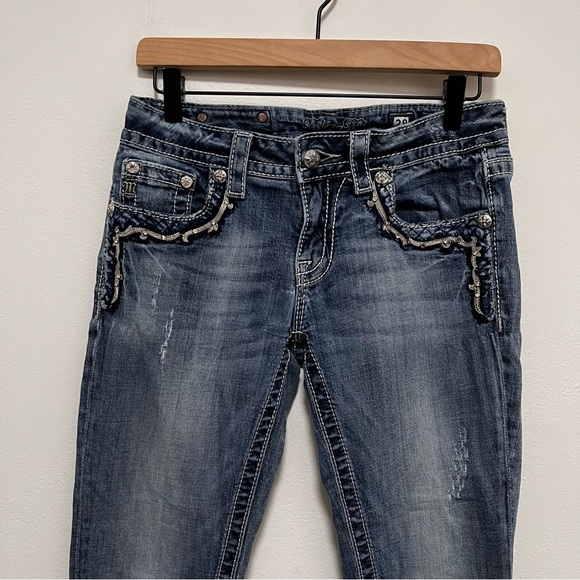 MISS ME Embroidered Boot Cut Jeans Size 28 - Picture 4 of 14